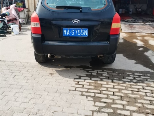 2009 2.0L Hyundai Tucson سيارة مستعملة أوتوماتيكية ذات دفع ثنائي فتحة سقف 120000 كيلومتر Euro IV
