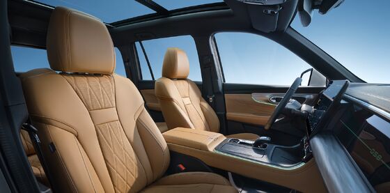 جي إيه سي جي إس 8 ستوك سيارات الدفع الرباعي الجديدة