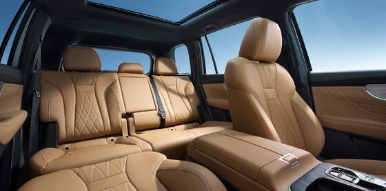 جي إيه سي جي إس 8 ستوك سيارات الدفع الرباعي الجديدة