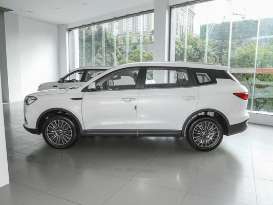 خزان الوقود 55 لتر أبيض 7 مقاعد سيارة ساينو تراك VGV Used Manual SUV 175 Km / H