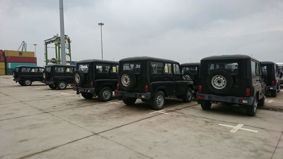 5 سرعات يدوية 4 عجلات UAZ Hunter مستعملة بمحرك 2.7 لتر 128 حصان