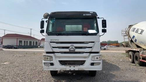 14m3 ساينو تراك خلاطة الخرسانة مستعملة الشاحنات الثقيلة Euro 4340HP