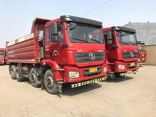 تستخدم M3000 Shacman Dump قلابة شاحنة 400HP FAST 12 Speed ​​Manual