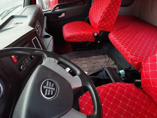 HAN V 460HP مستعملة شاحنات ثقيلة
