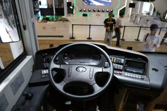 Foton 12m Luxury VIP Coach Bus زجاج أمامي مزدوج BJ6122U7BJB 24-52 مقعد