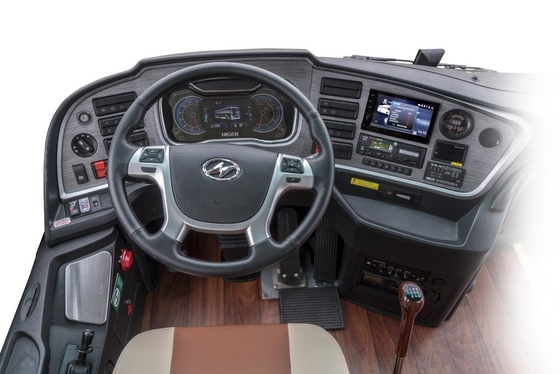 Higger 11m 53 Seater Luxury Coach Bus 6 سرعات يدوية VIP Bus